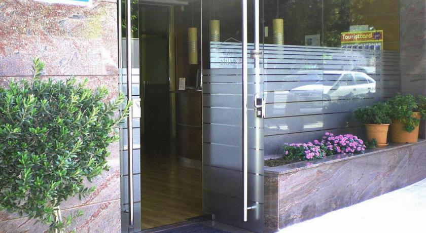 Отель Hotel Rostits