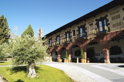 Отель Hotel Monumento Pazo do Castro