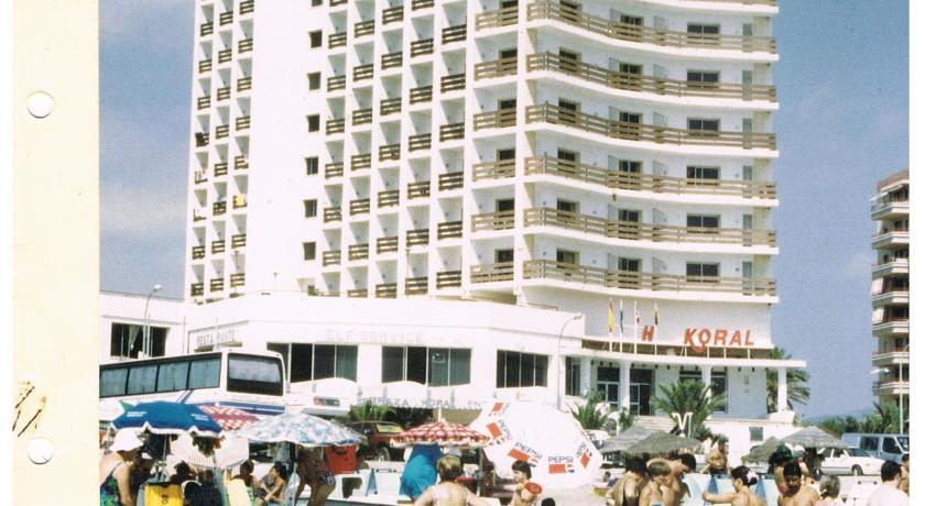 Отель Hotel Koral
