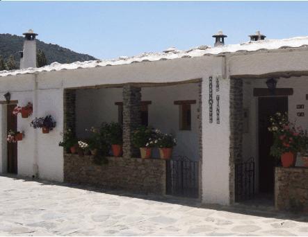 Отель Apartamentos Turísticos Rural Los Tinaos