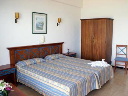 Отель Hotel Goya