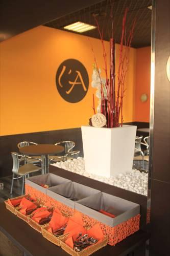 Отель Sercotel Pere III