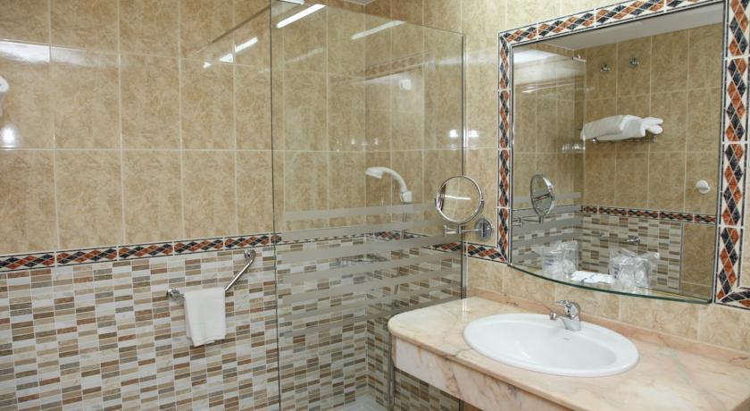 Отель Hotel Mari Carmen
