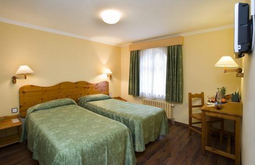 Отель Hotel Vall de Núria