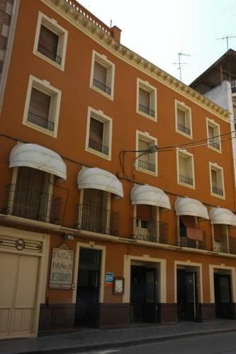 Гостевой дом Hostal Restaurante Pirineos