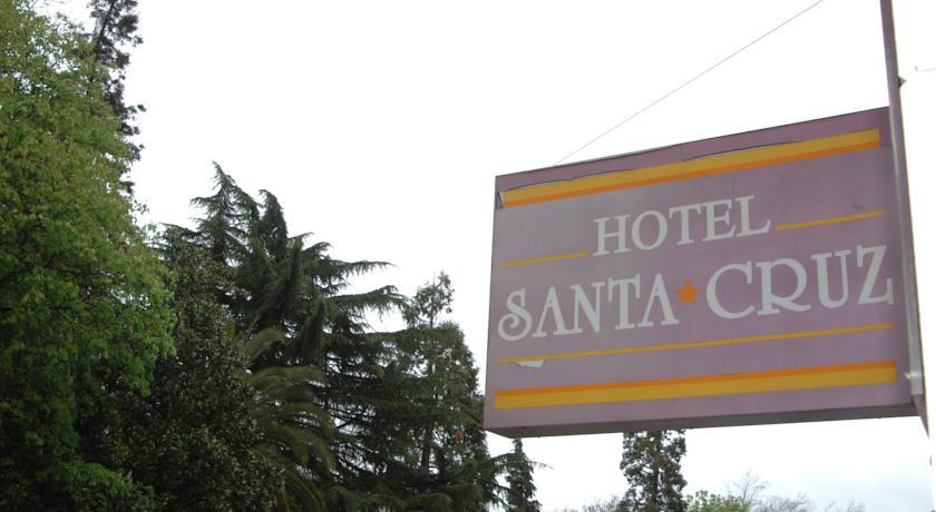 Отель Santacruz