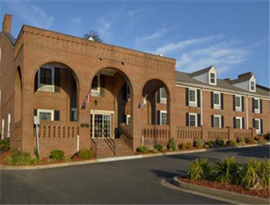 Отель Baymont Inn and Suites