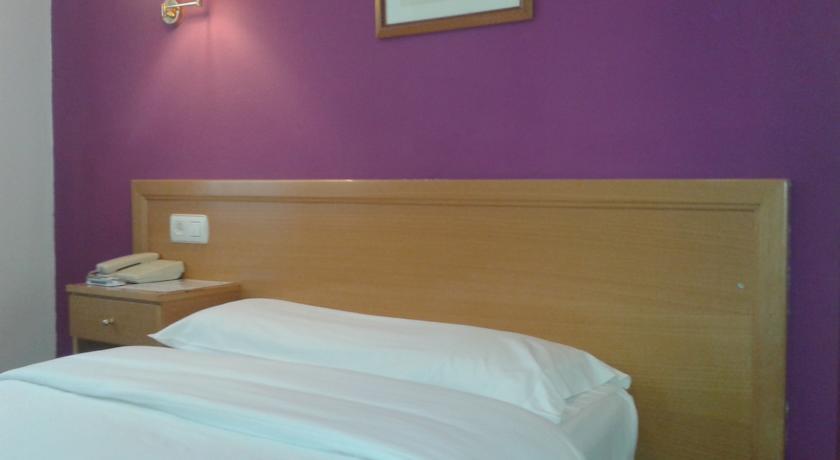 Отель Hotel Costa Verde