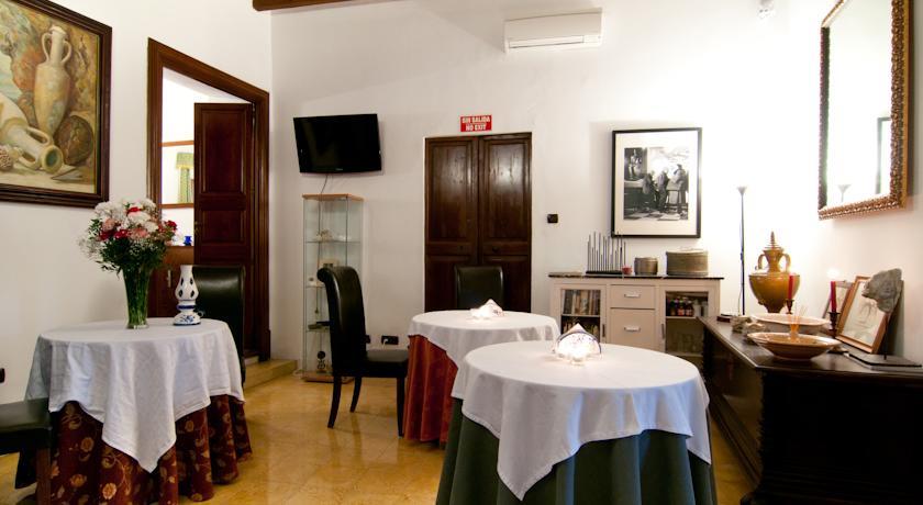 Отель Hotel Segles