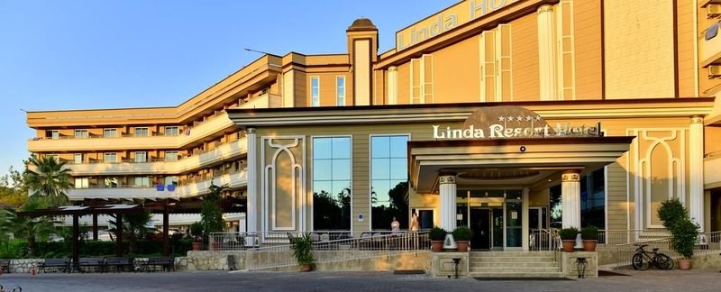 Отель Hotel Linda