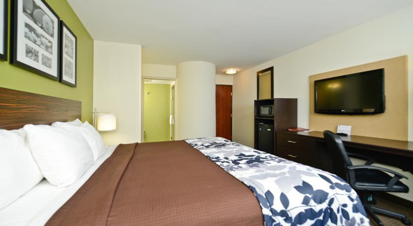 Отель Sleep Inn & Suites Topeka