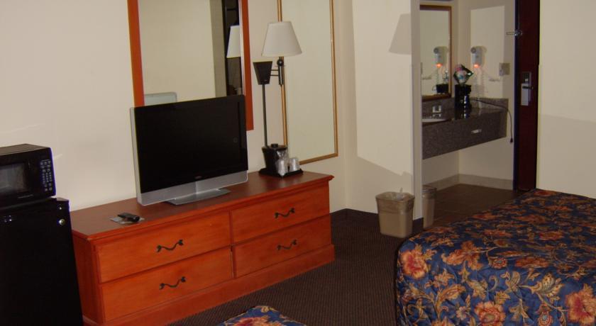 Отель Budgetel Inn & Suites