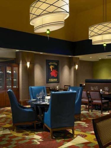 Отель Hilton Vancouver Airport