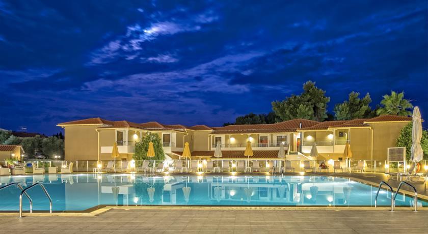 Отель Lagomandra Beach Hotel