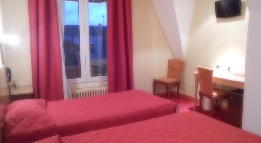 Отель Kyriad Hotel Saint-Malo Plage