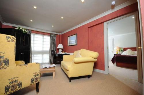Отель Risley Hall Hotel & Spa ‘A Bespoke Hotel’