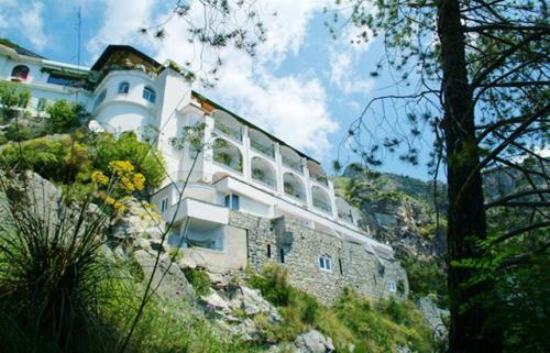 Отель Grand Hotel Tritone