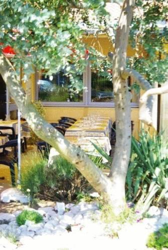 Отель Comfort Inn Valence