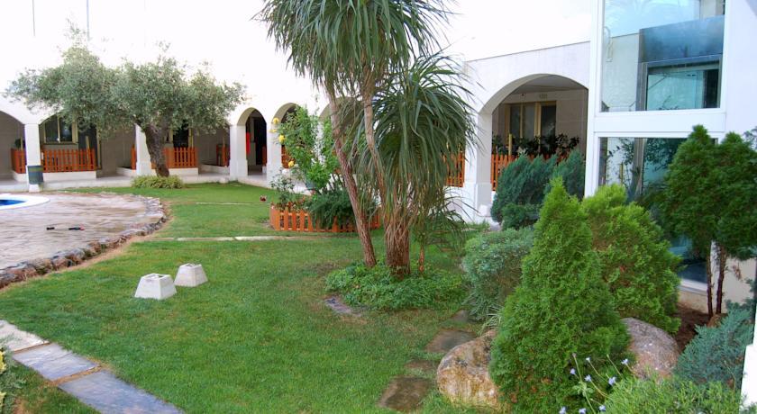 Отель Hotel Meridià Mar