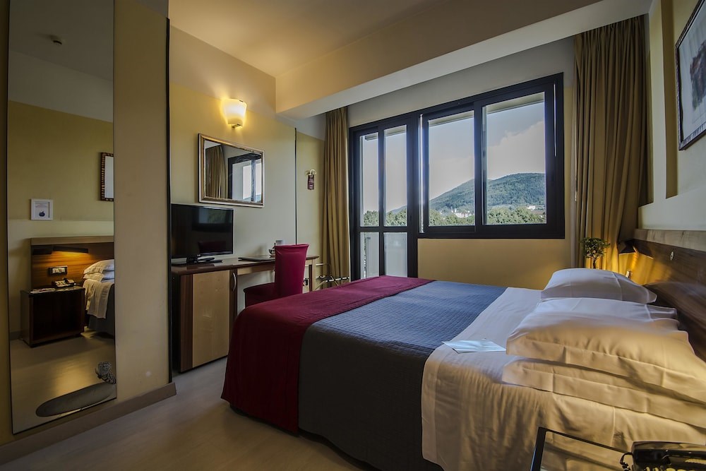 Отель Art Hotel Milano