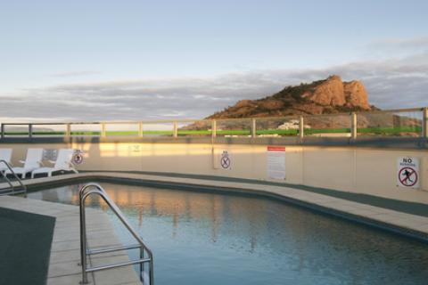 Отель Holiday Inn TOWNSVILLE
