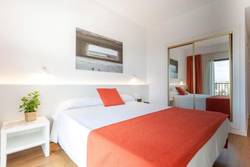 Отель Hotel Intur Orange