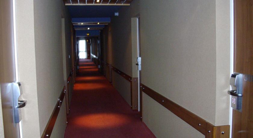 Отель Best Western Hôtel-Restaurant Dauphitel