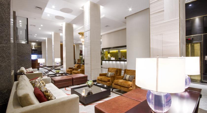 Отель Bourbon Curitiba Convention Hotel
