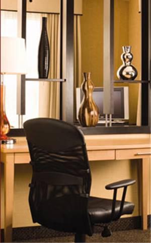 Отель Cambria Suites Raleigh Durham Airport