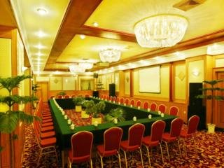 Отель Mercure Hydro Majestic Kunming