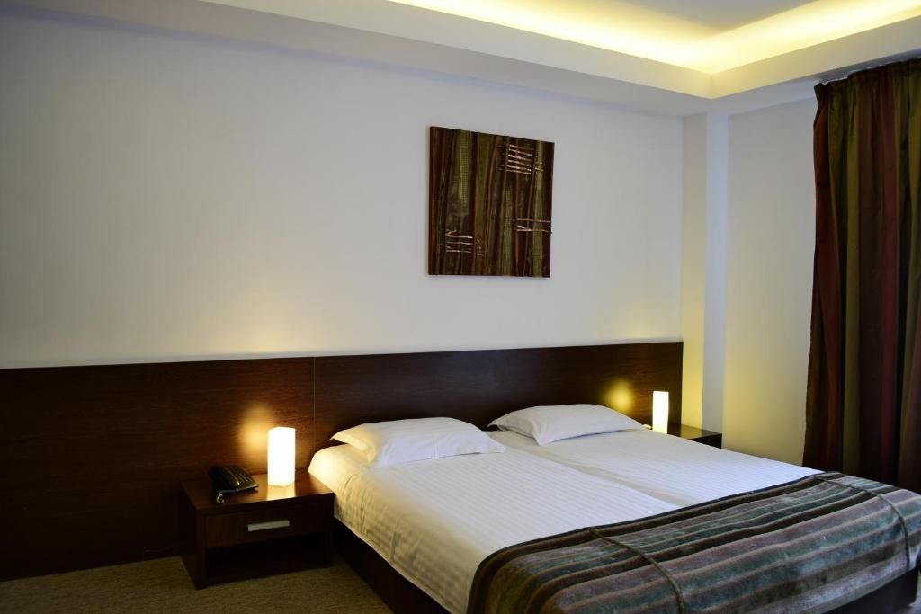 Отель Hotel Smart
