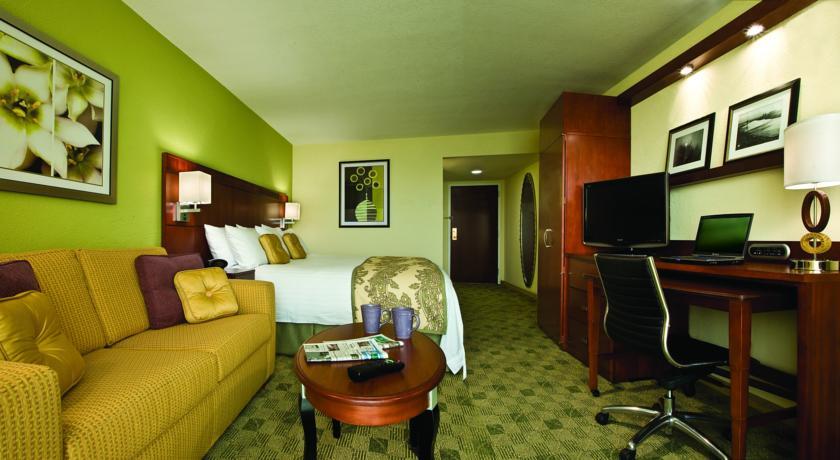 Отель Courtyard by Marriott Bradenton Sarasota/Riverfront