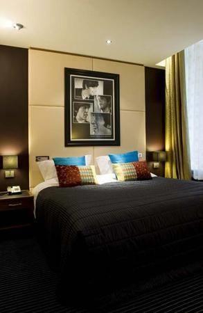 Отель Hard Days Night Hotel