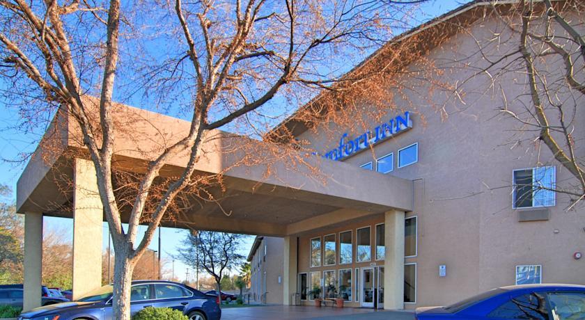 Отель Comfort Inn Fresno