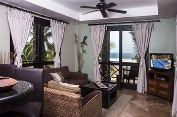 Bahia Encantada