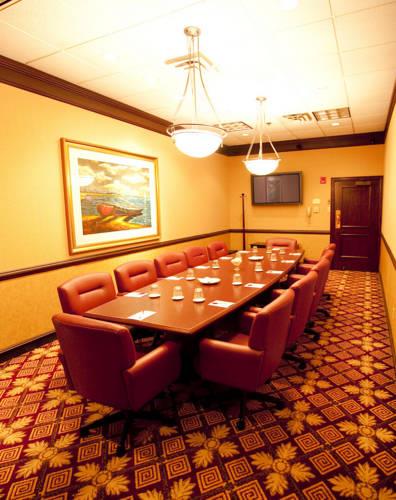 Отель Crowne Plaza Hotel Dallas Near Galleria-Addison