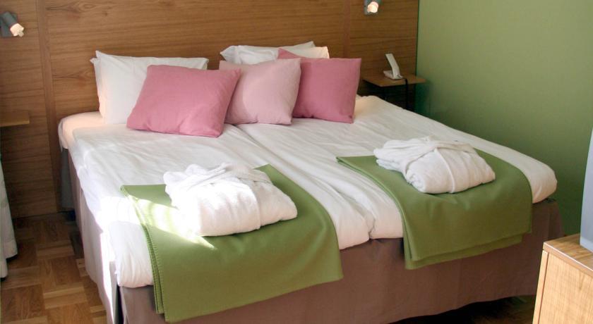 Отель Elite Hotel Marina Plaza
