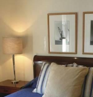 Отель Quarters Hotel Florida Road