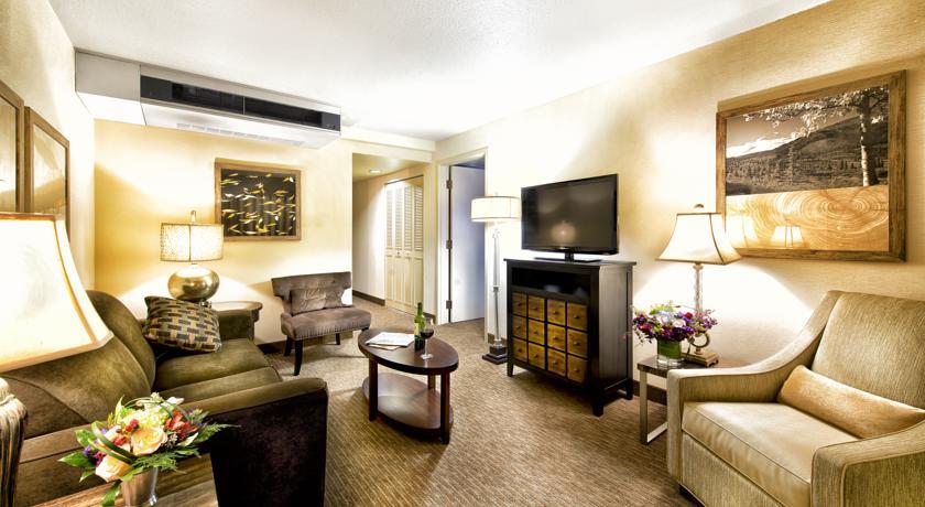 Отель Westmark Fairbanks Hotel and Conference Center