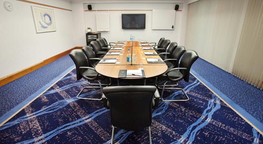 Отель Arora Hotel Gatwick/Crawley