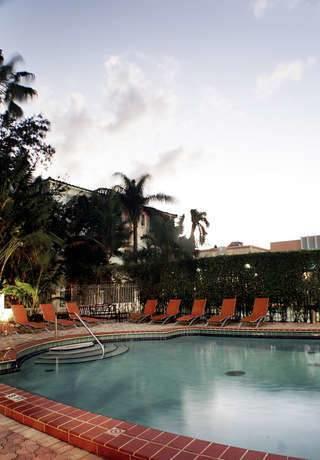 Carlton Hotel South Beach