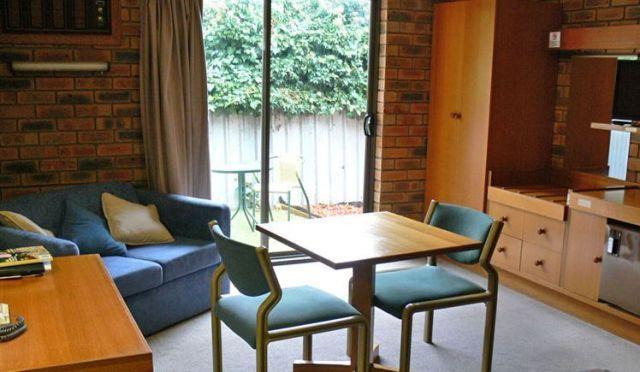 Отель Comfort Inn Sandhurst