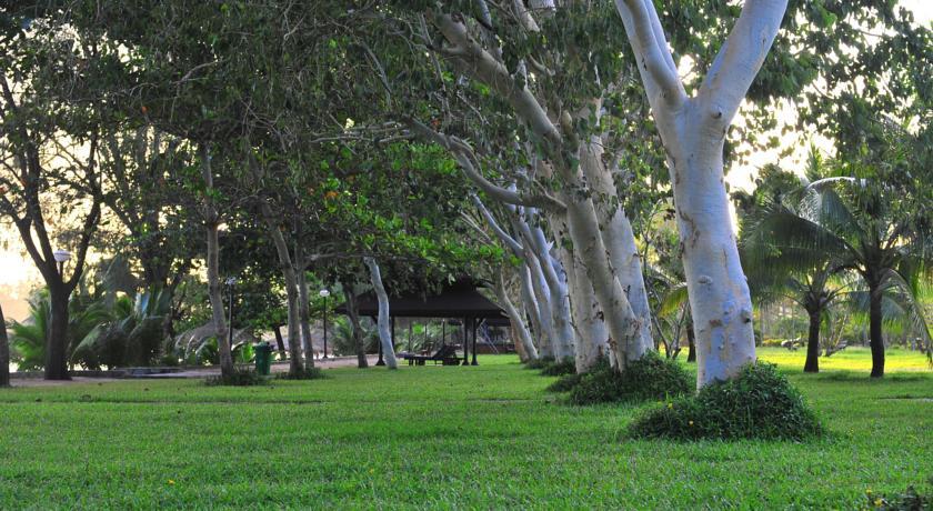 Отель Sokha Beach Resort