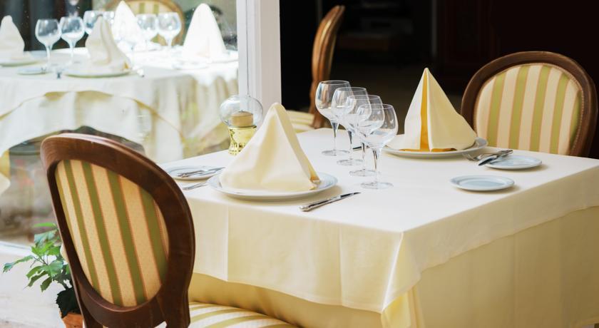 Отель La Moraleja Hotel