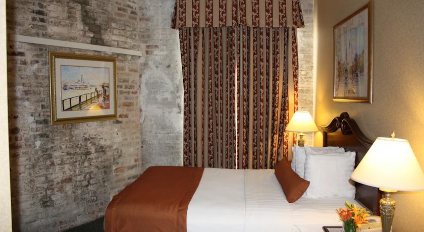 Best Western Plus St. Christopher Hotel