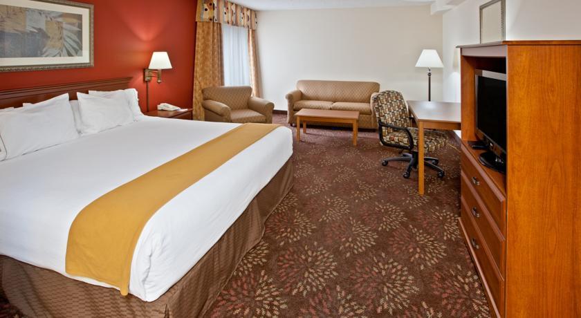 Отель Holiday Inn Express NASHVILLE AIRPORT