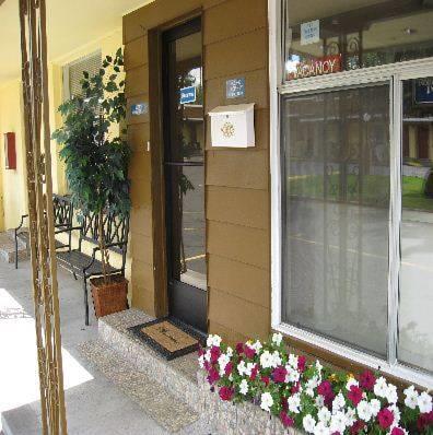 Отель The L Motel Downtown/NAU Conference Center