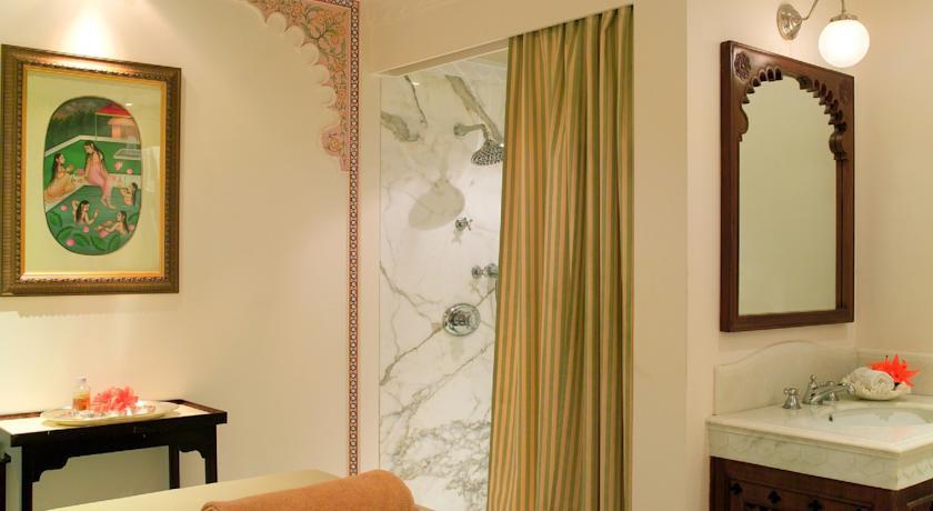 Отель Taj Lake Palace