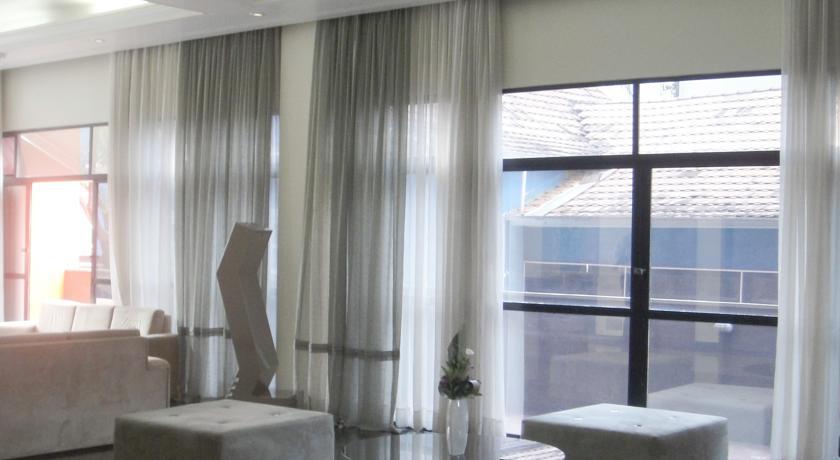 Отель Harbor Hotel Batel