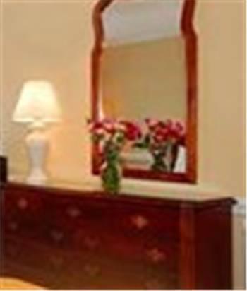 Отель Clarion Inn Conference Center